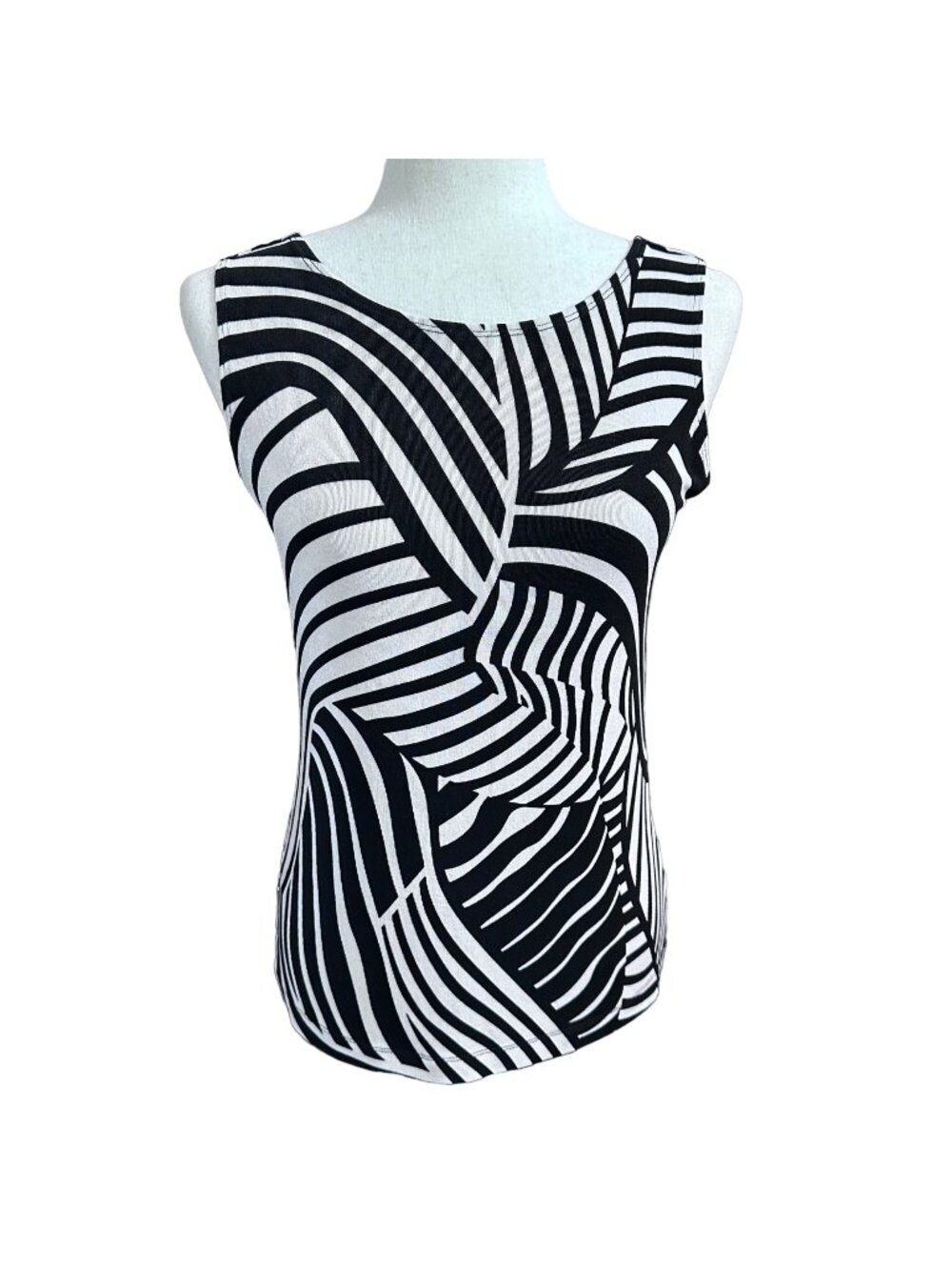 Chico's Shirt Travelers Small Size 0 Zebra Pattern Tank Top Black & Off White